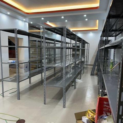 Kệ V lỗ 3 tầng Rộng 40 dài 1m2 cao 1m5