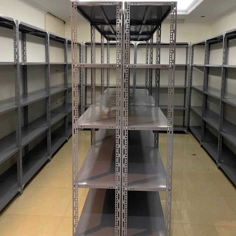 Kệ V lỗ 4 tầng Rộng 40 dài 1m2 cao 1m2